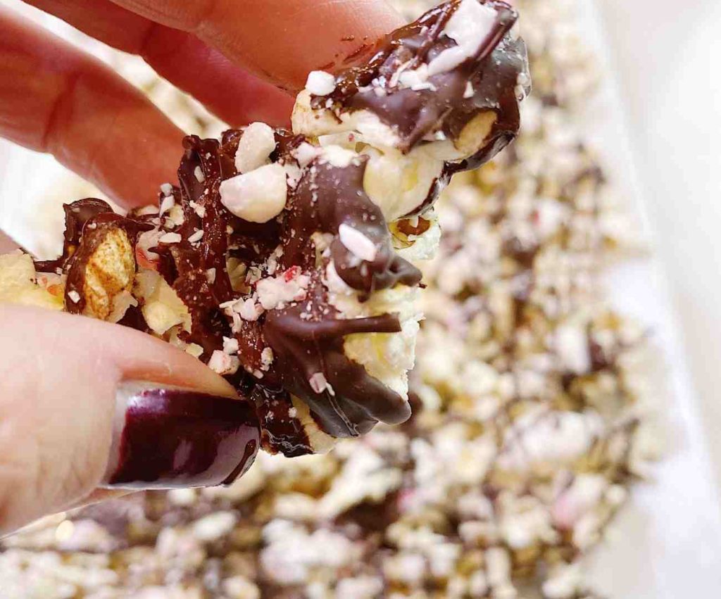 Peppermint Chocolate Popcorn