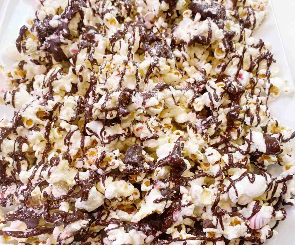 Peppermint Chocolate Popcorn